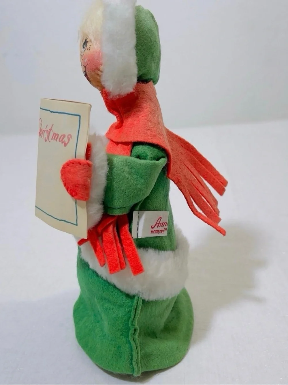 Vintage Annalee Woman Christmas Caroler 1974 Holiday